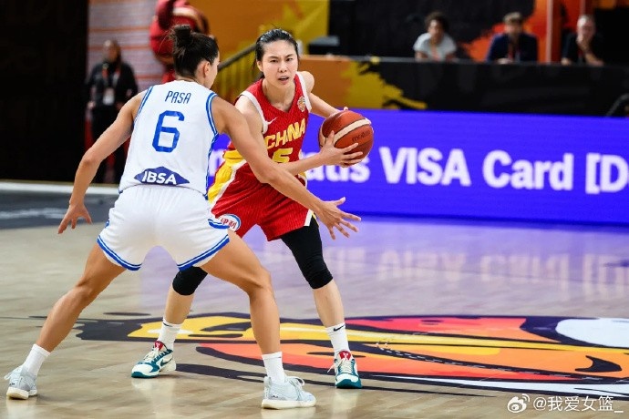 为女篮精神点赞!王思雨韧带断裂仍坚持征战世界杯 为女篮精神点赞!王思雨韧带断裂仍坚持征战世界杯